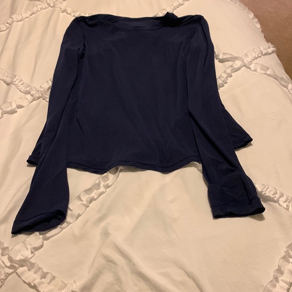 Lululemon Sheer Navy Top - Picture 1 of 3